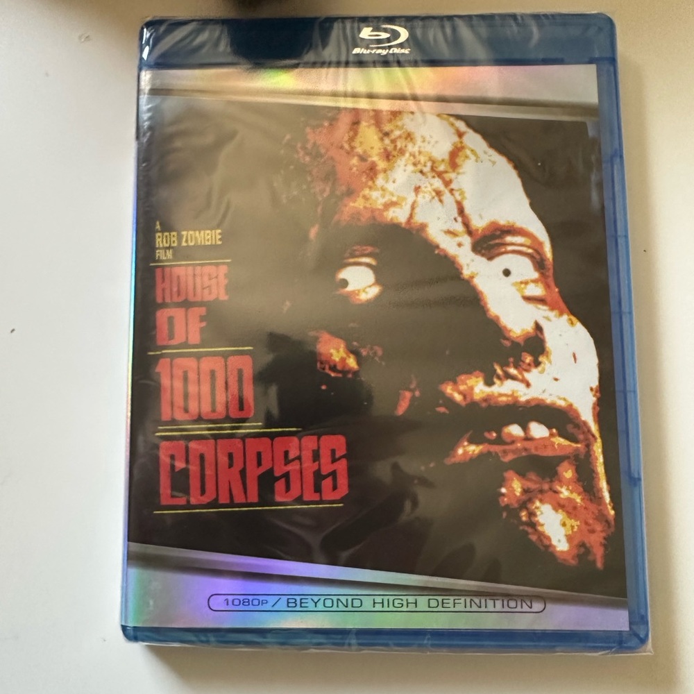 House of 1000 Corpses Blu-ray - Black & Red & Iridescent Horror Cover